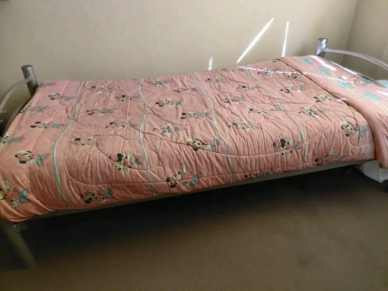 Cama de 1 plaza colchón incluido - 1