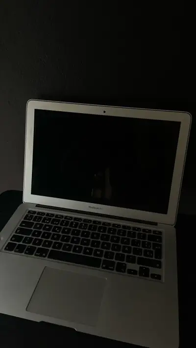 Macbook air 2017 - miniatura 4