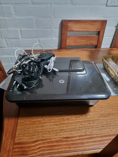 Impresora multifuncional HP negra - miniatura 4