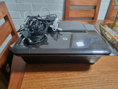 Impresora multifuncional HP negra - miniatura 5