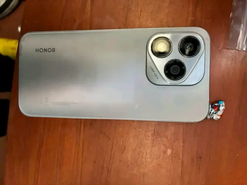 Teléfono Honor con cámara dual - 1