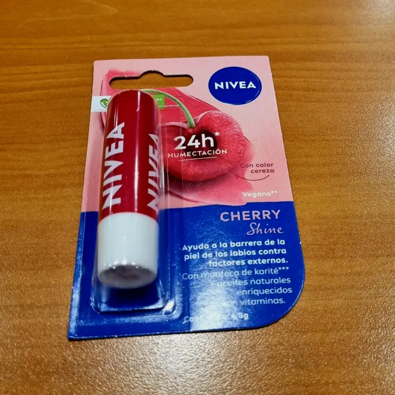 Set de bálsamos labiales Nivea - 3