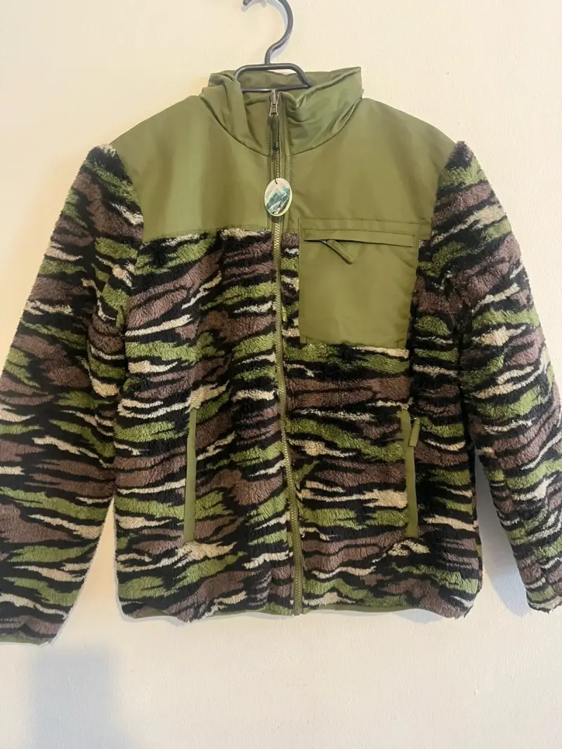 Chaqueta de abrigo camuflada - 1