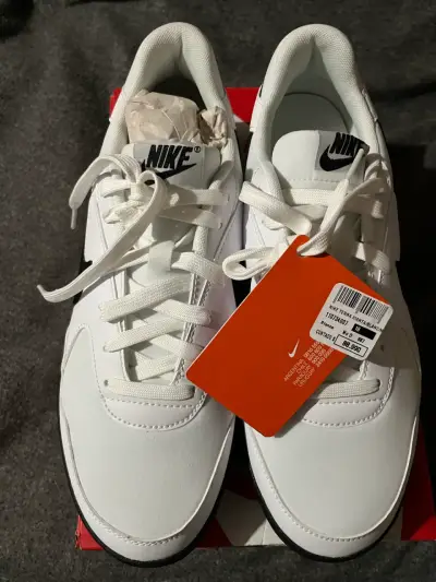Zapatillas Nike blancas nuevas número 44 - miniatura 1