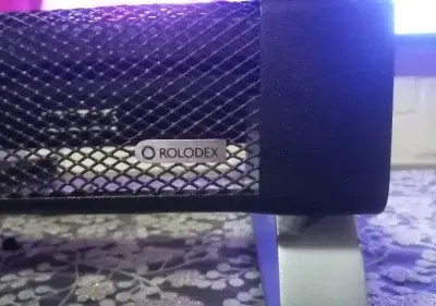 Soporte de monitor metálico rolodex - miniatura 2