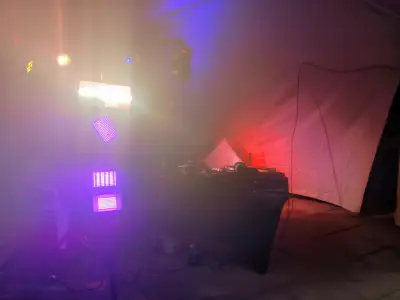 DJ amplificación e iluminación video DJ - miniatura 3