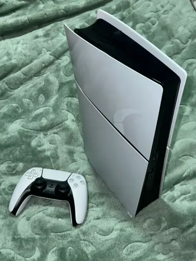 Consola de videojuegos con mando ps5 digital - miniatura 3