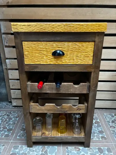 Mesa botellero de madera rústica - miniatura 3