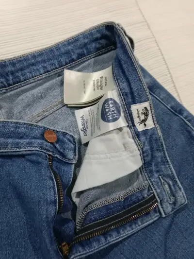Jeans azul Wrangler - miniatura 2