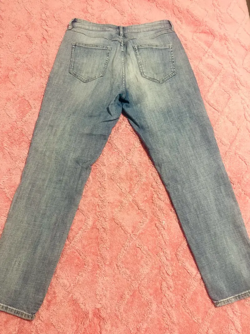 Jeans azul desgastados - 2