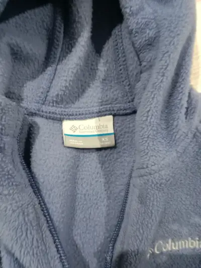 Chaqueta polar azul con capucha - miniatura 3