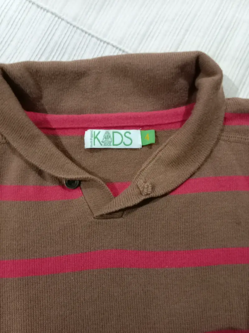 Polera de niño marrón a rayas - 2