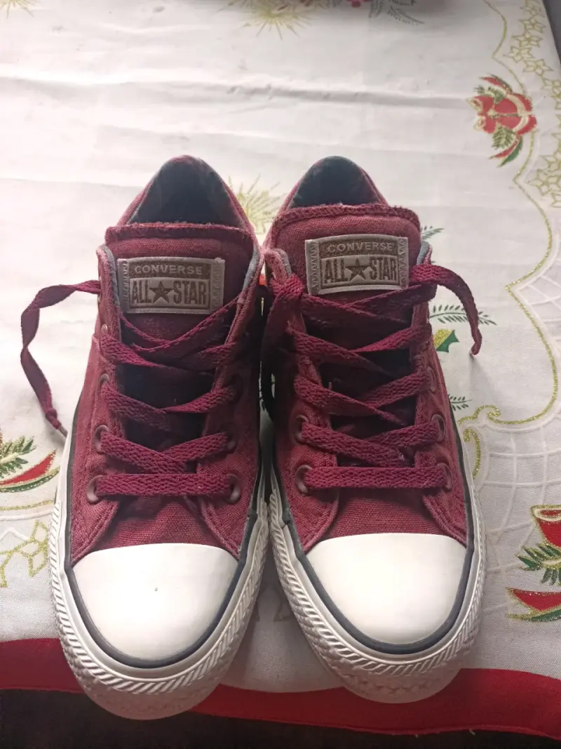 Zapatillas Converse All Star burdeo
