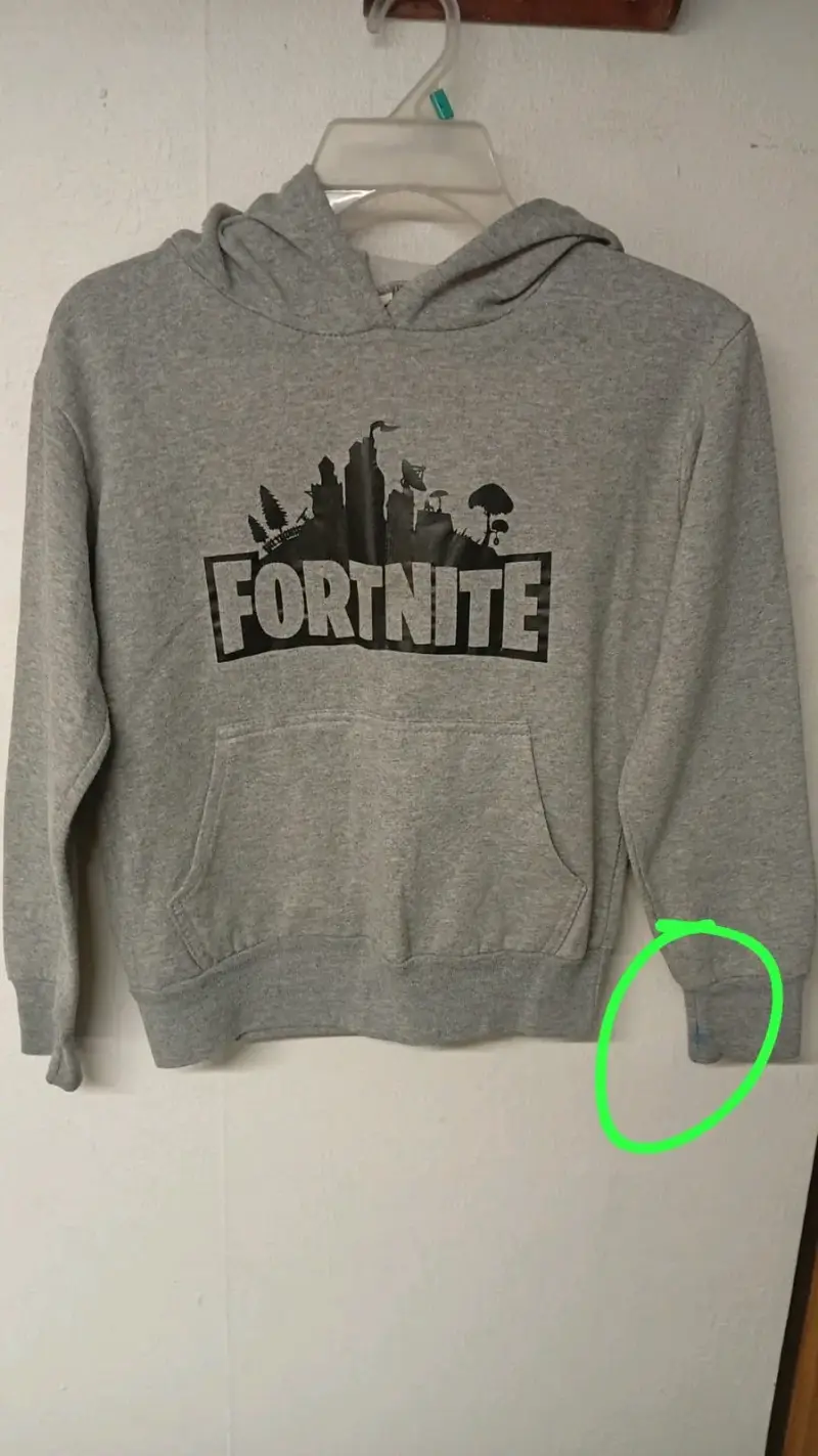 Poleron Fornite Gris Talla 10