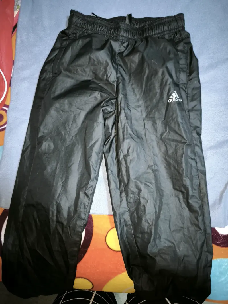 Pantalones deportivos negros Adidas - 1