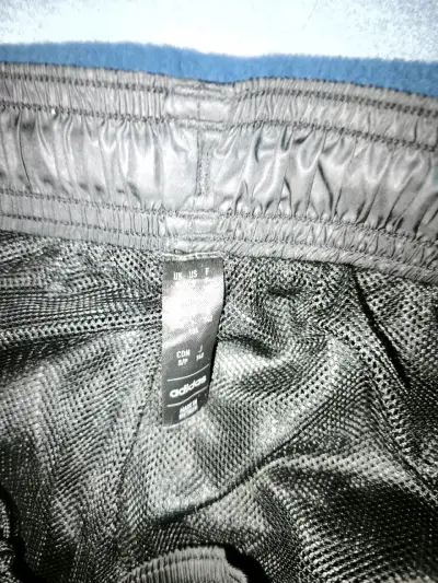 Pantalones deportivos negros Adidas - miniatura 3