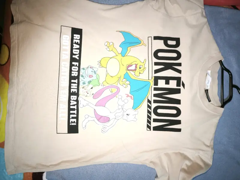 Polera Pokémon beige - 1