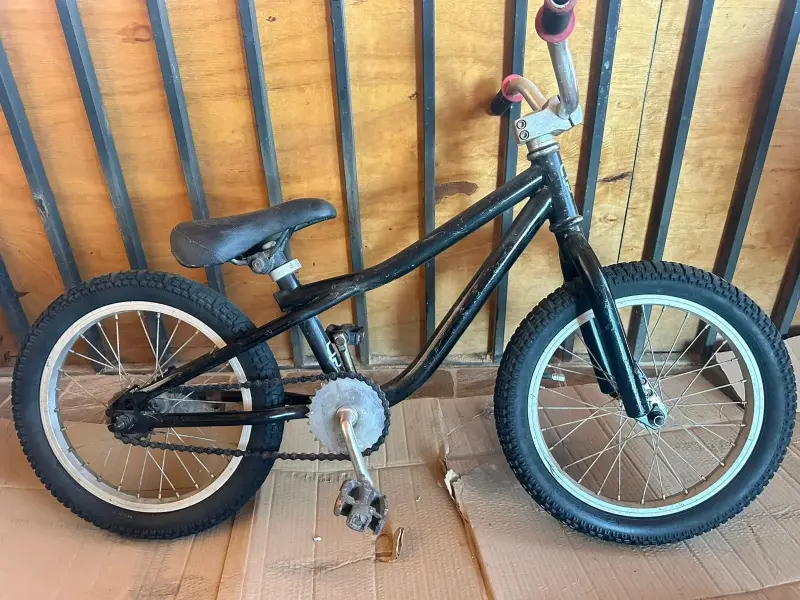 Bmx  GT - 4