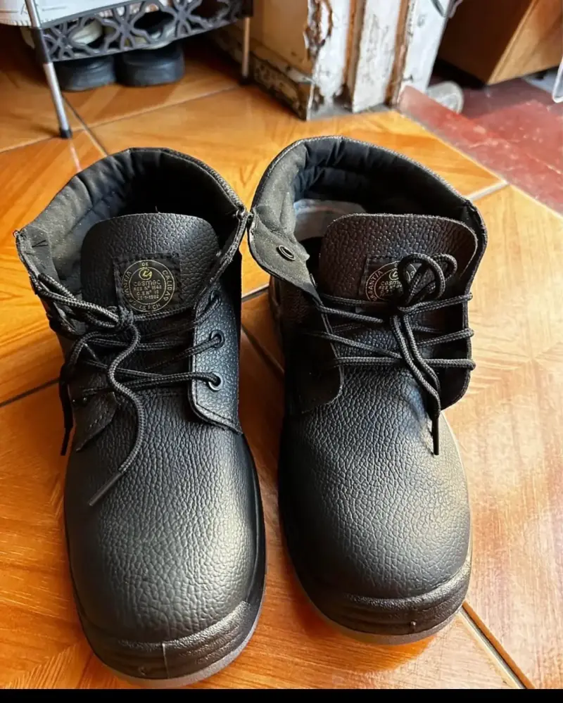 Bototos de cuero negro - 2