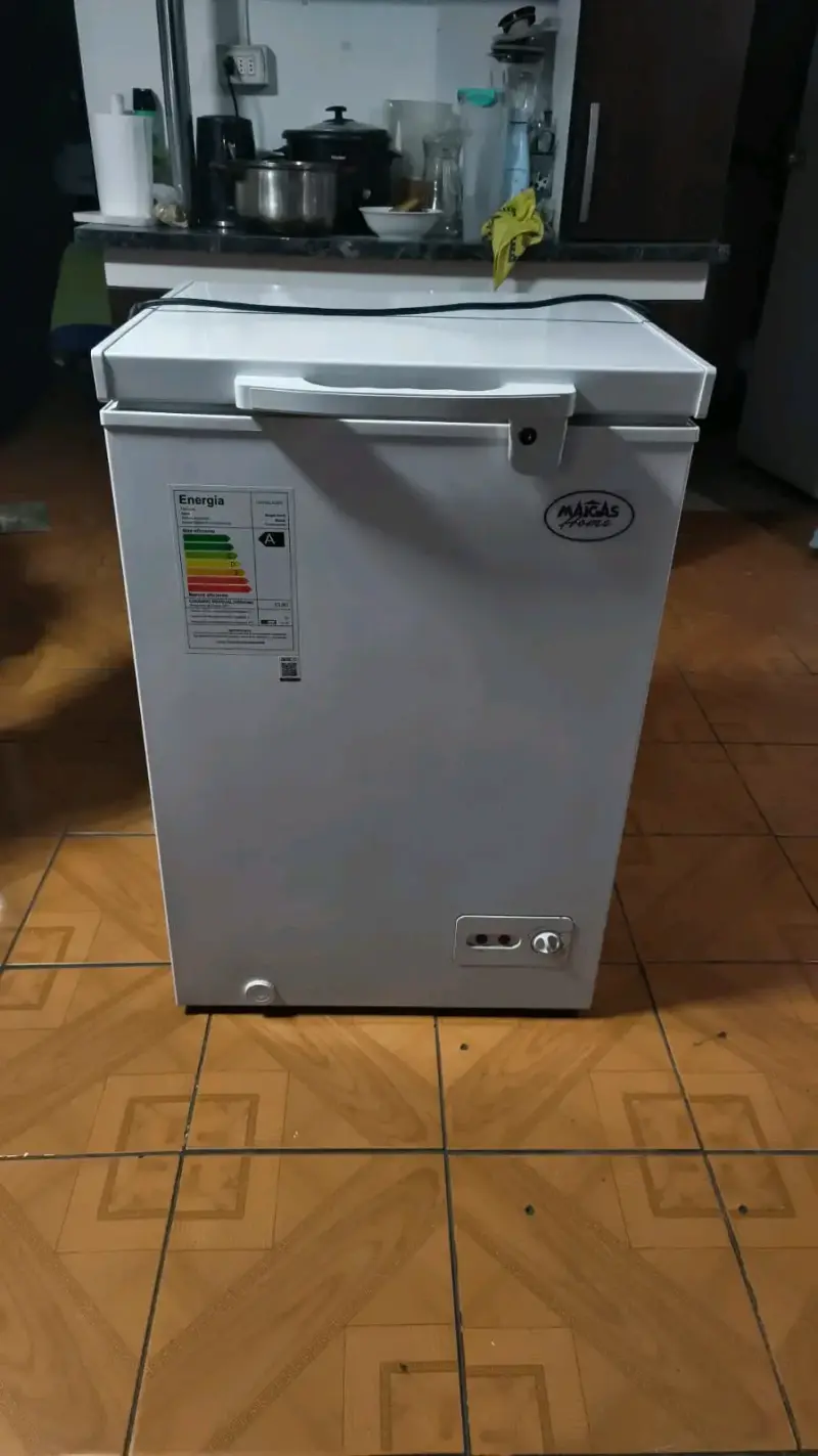 Freezer compacto Marca Maigas 100L - 1