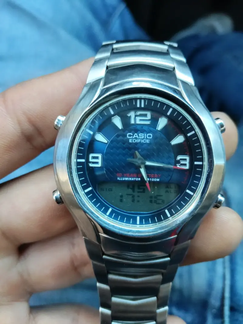 Reloj Casio Edifice azul - 2