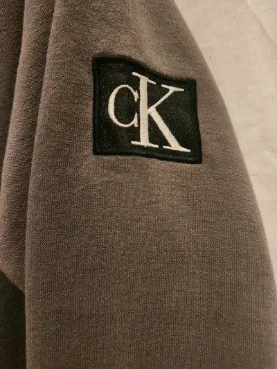 Polerón gris CK y Tommy - miniatura 2