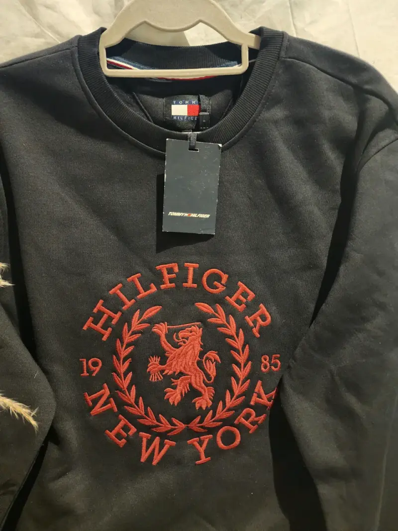 Polerón negro con logo Hilfiger - 2