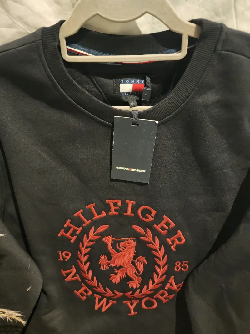 Polerón negro con logo Hilfiger - 3