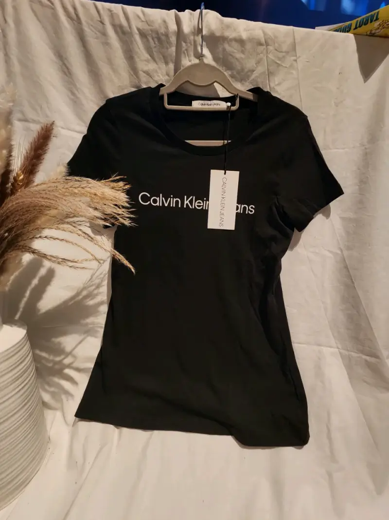 Polera Calvin Klein - 4