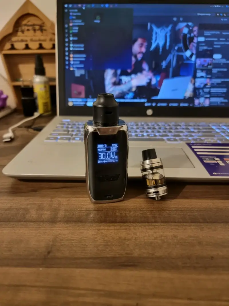 Vaporesso electrónico con accesorios