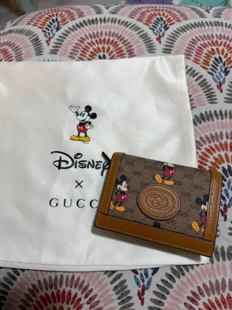 Billetera Gucci x Disney Mickey - 1