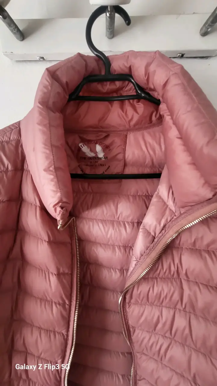 Chaqueta acolchada rosada - 1