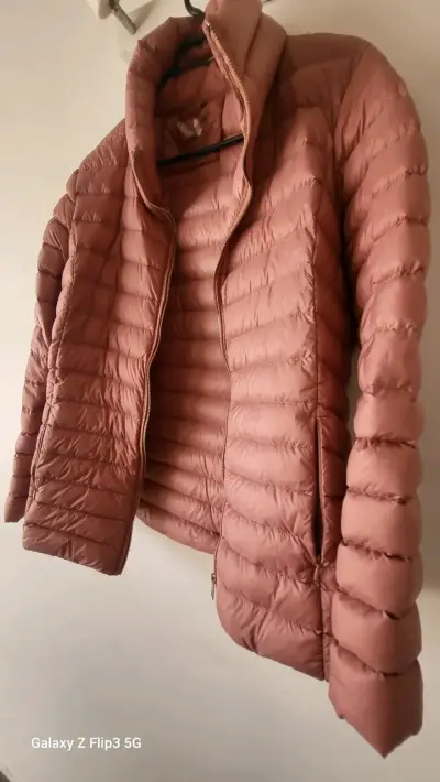Chaqueta acolchada rosada - miniatura 2