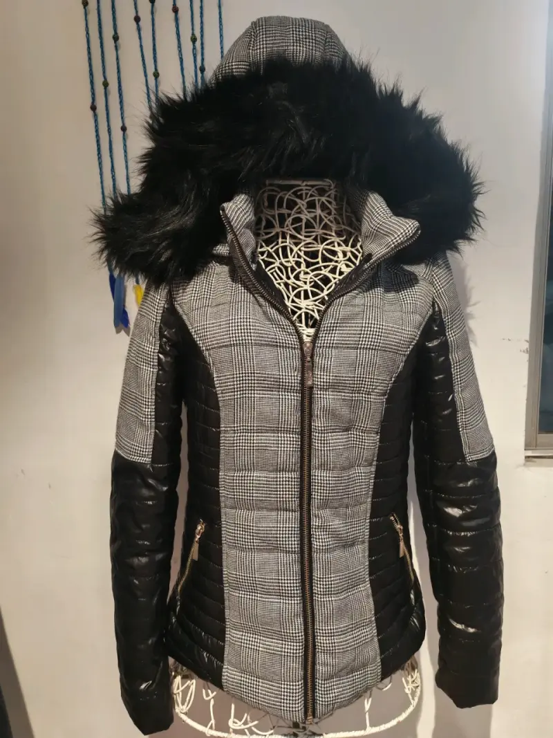 Chaqueta a cuadros con capucha - 1