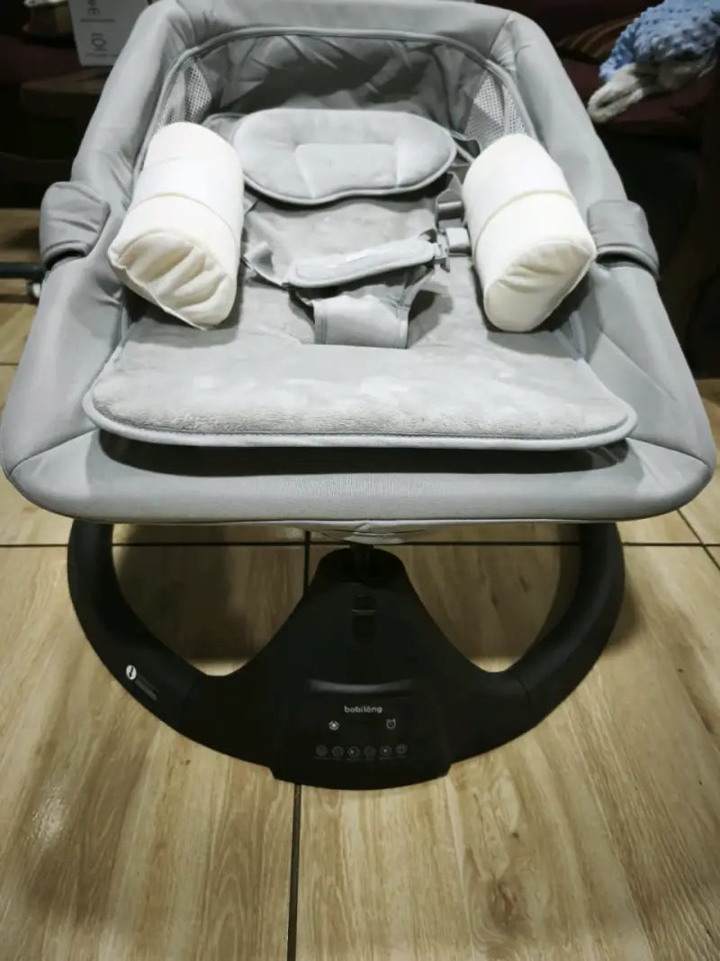 Silla mecedora para bebé - 1