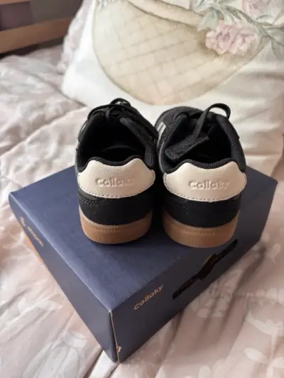 Zapatillas negras para niño - miniatura 2