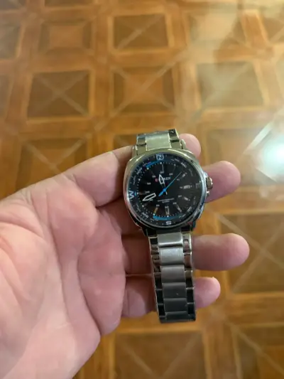 Relojes de pulsera elegantes - miniatura 4