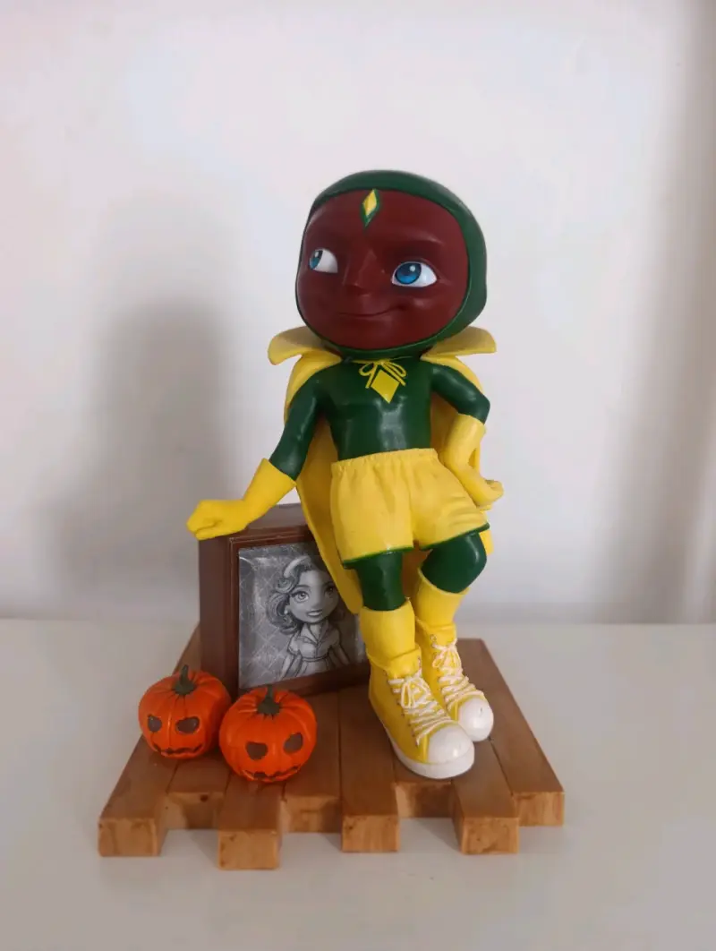 Figura decorativa superhéroe VISION