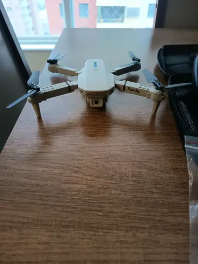 Dron plegable con control remoto - miniatura 2