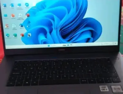 Laptop Huawei mate book D15 - miniatura 1