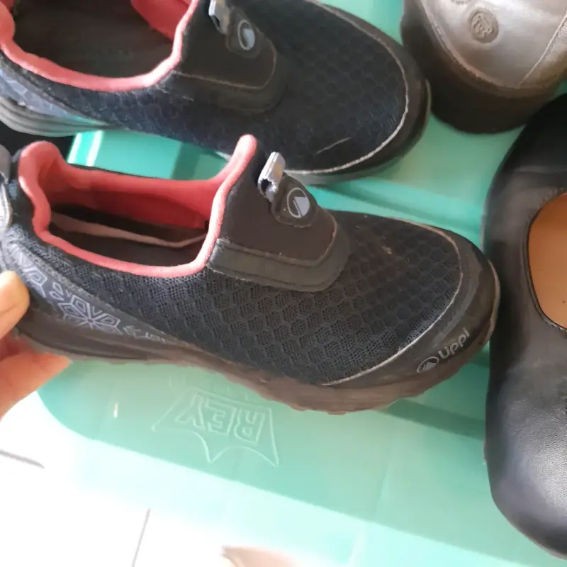 Zapatos niña y mujer diferentes modelos - 3