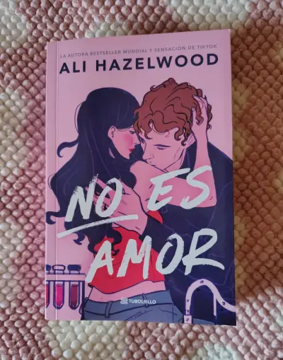 Libros' de Ali Hazelwood - miniatura 2