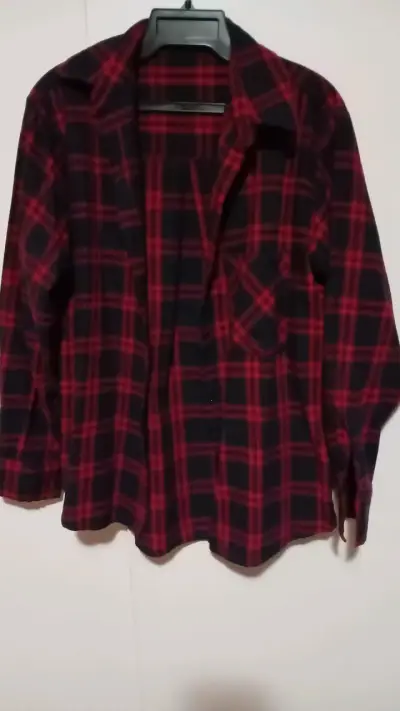 Camisa a cuadros roja - miniatura 2