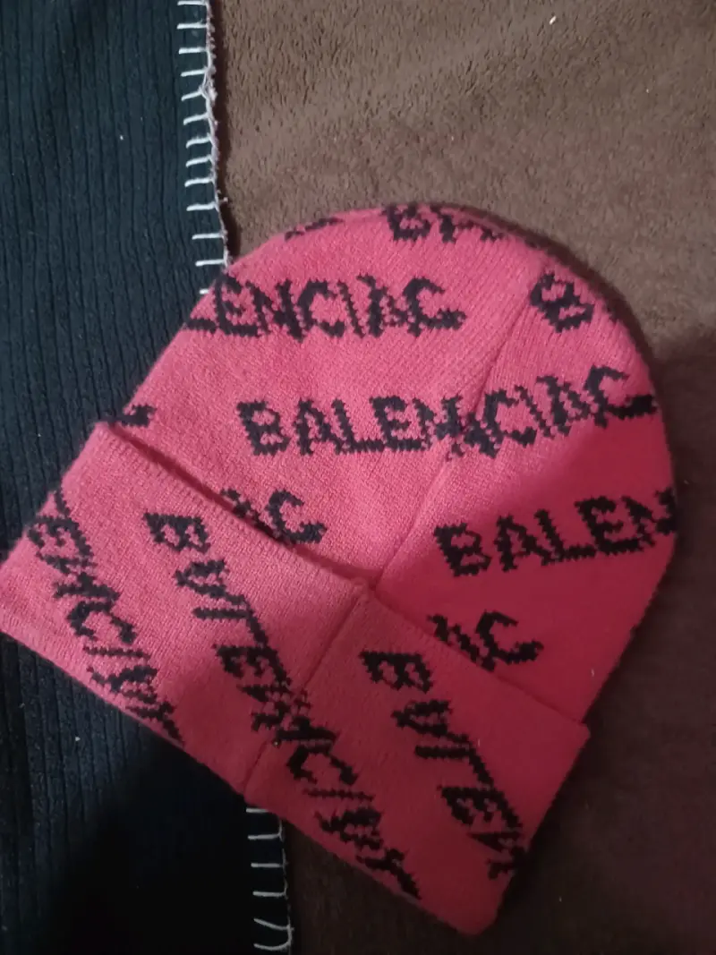 Gorro balenciaga - 1