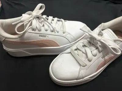 Zapatillas puma  blancas estilo casual - miniatura 1