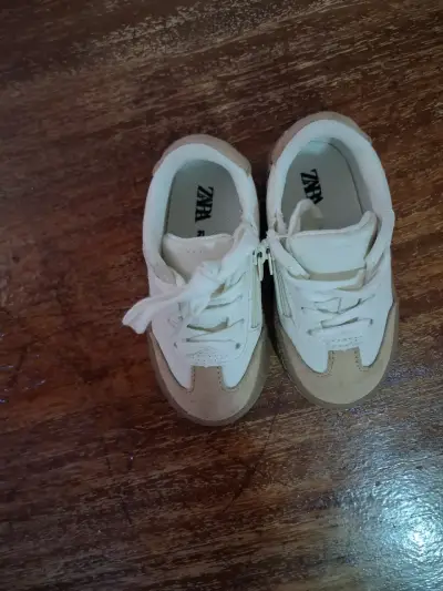 Zapatillas infantiles blancas - miniatura 2