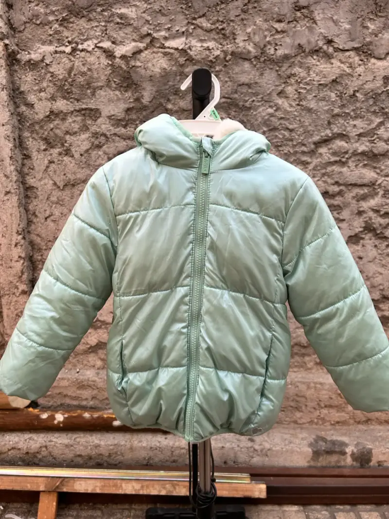 Chaqueta Yamp, talla 4 con chiporro💚 - 3