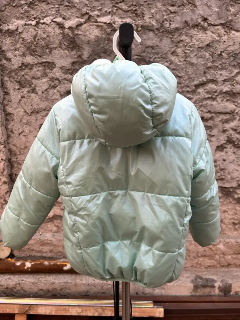 Chaqueta Yamp, talla 4 con chiporro💚 - 4