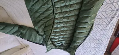 Parka verde acolchada - miniatura 1