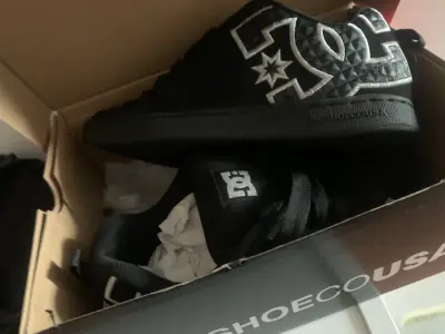Zapatillas negras DC Shoes - miniatura 1